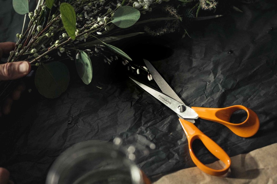 Garden scissors chopping leaves