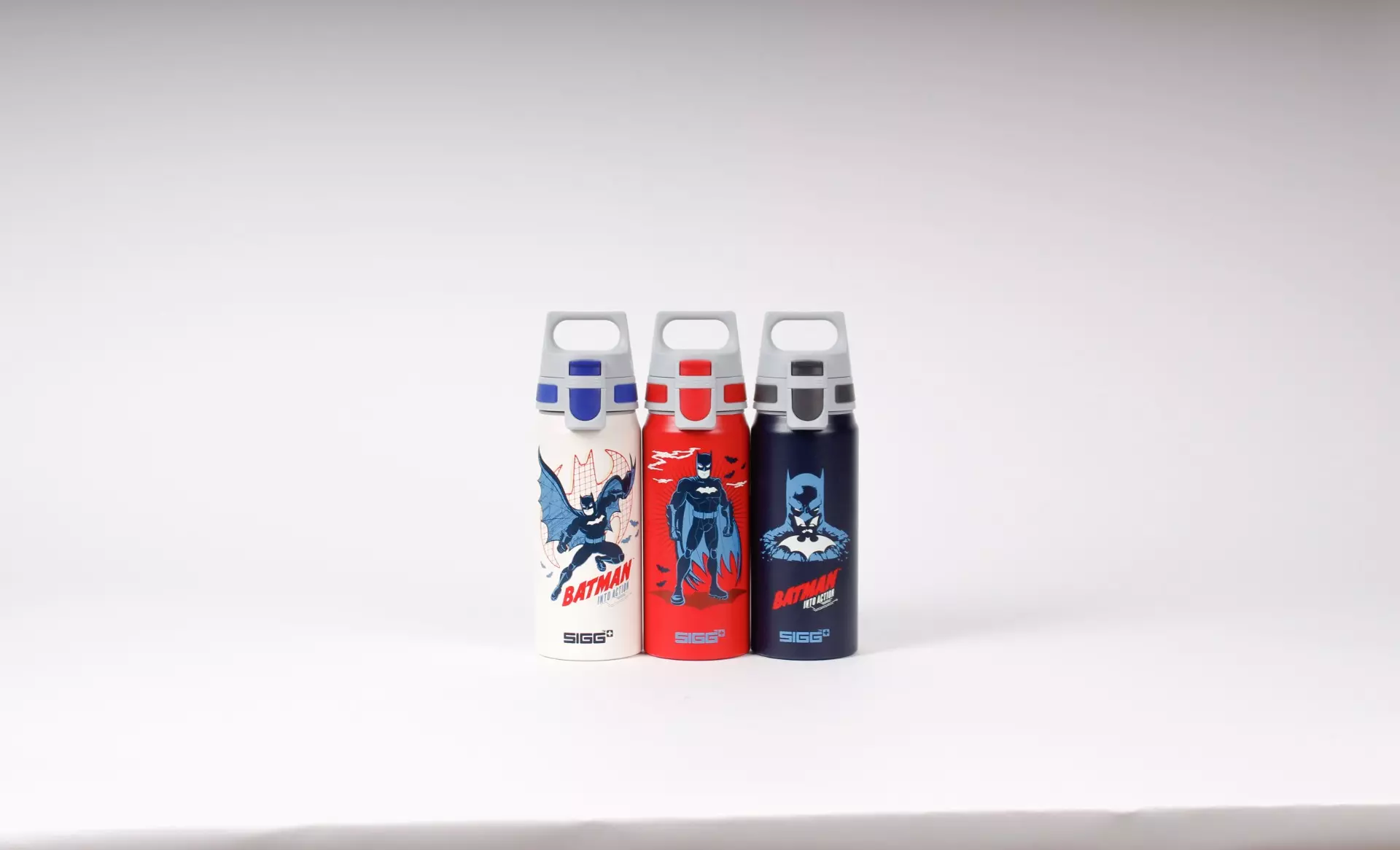 Water bottles featuring cartoon characters