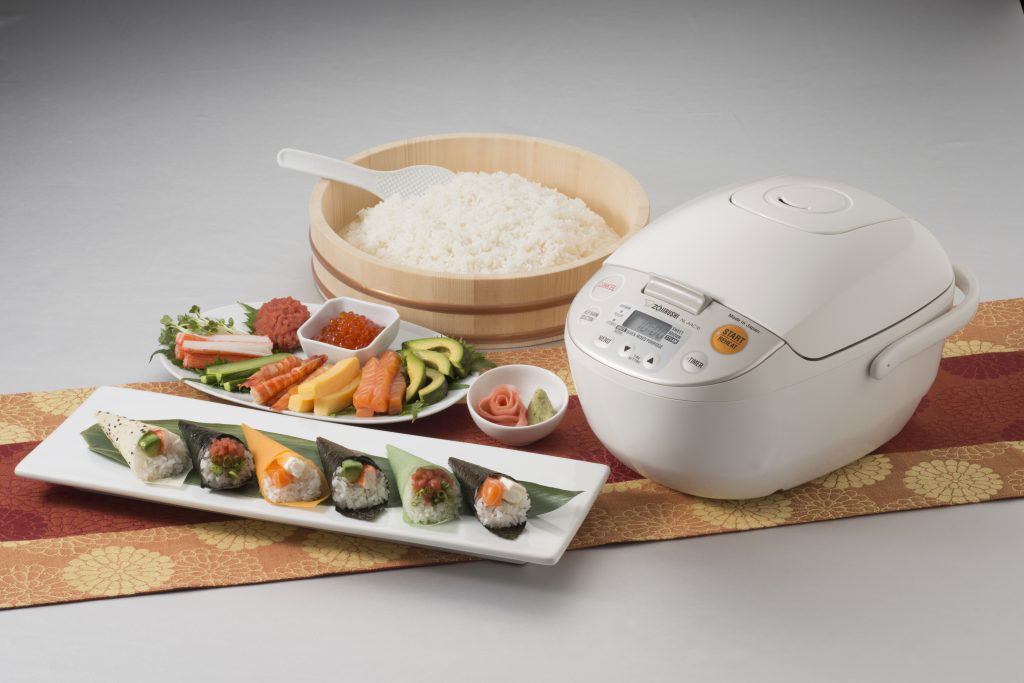 Rice cooker with sushi